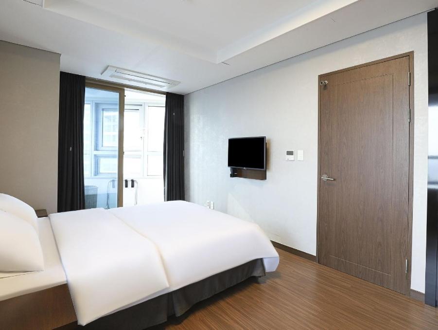 Haeundae Wide Ocean View & Residence Busan Eksteriør billede